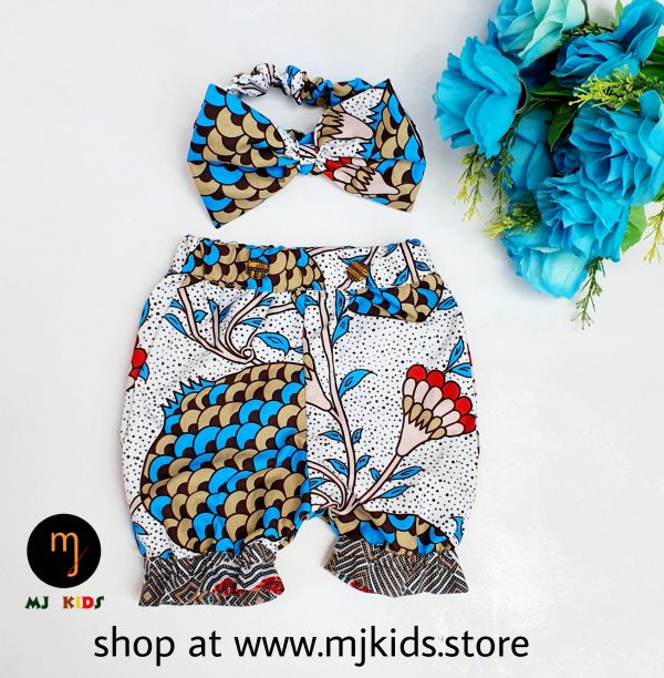 Baby girl bloomer with ruffled suspenders